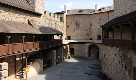 Zamek Sovinec w Czechach